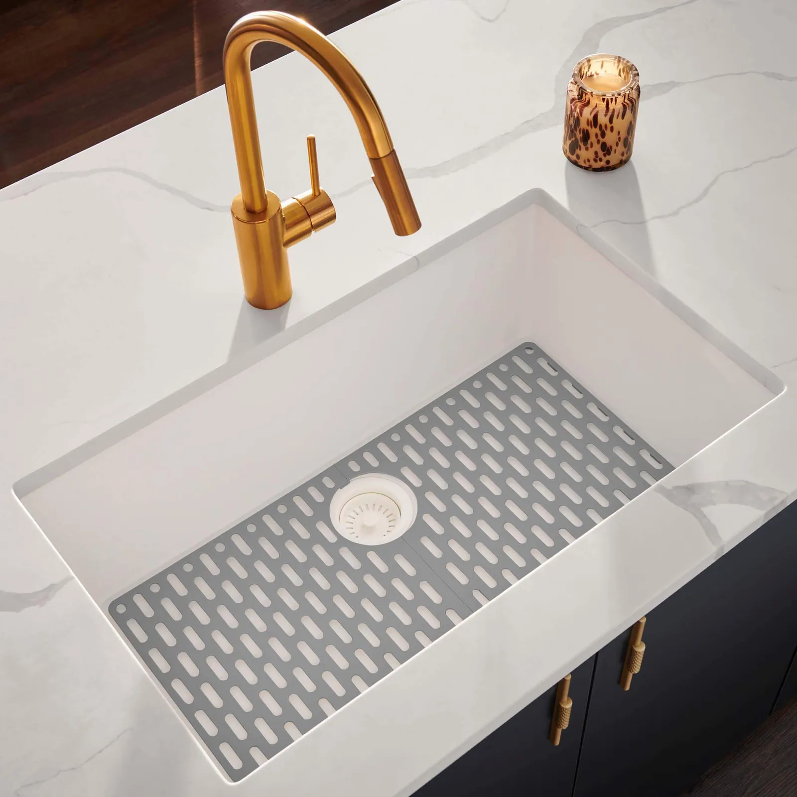 Ruvati 30 x 18 inch Granite Composite Quartz Undermount Single Bowl Kitchen Sink – Arctic White Matte