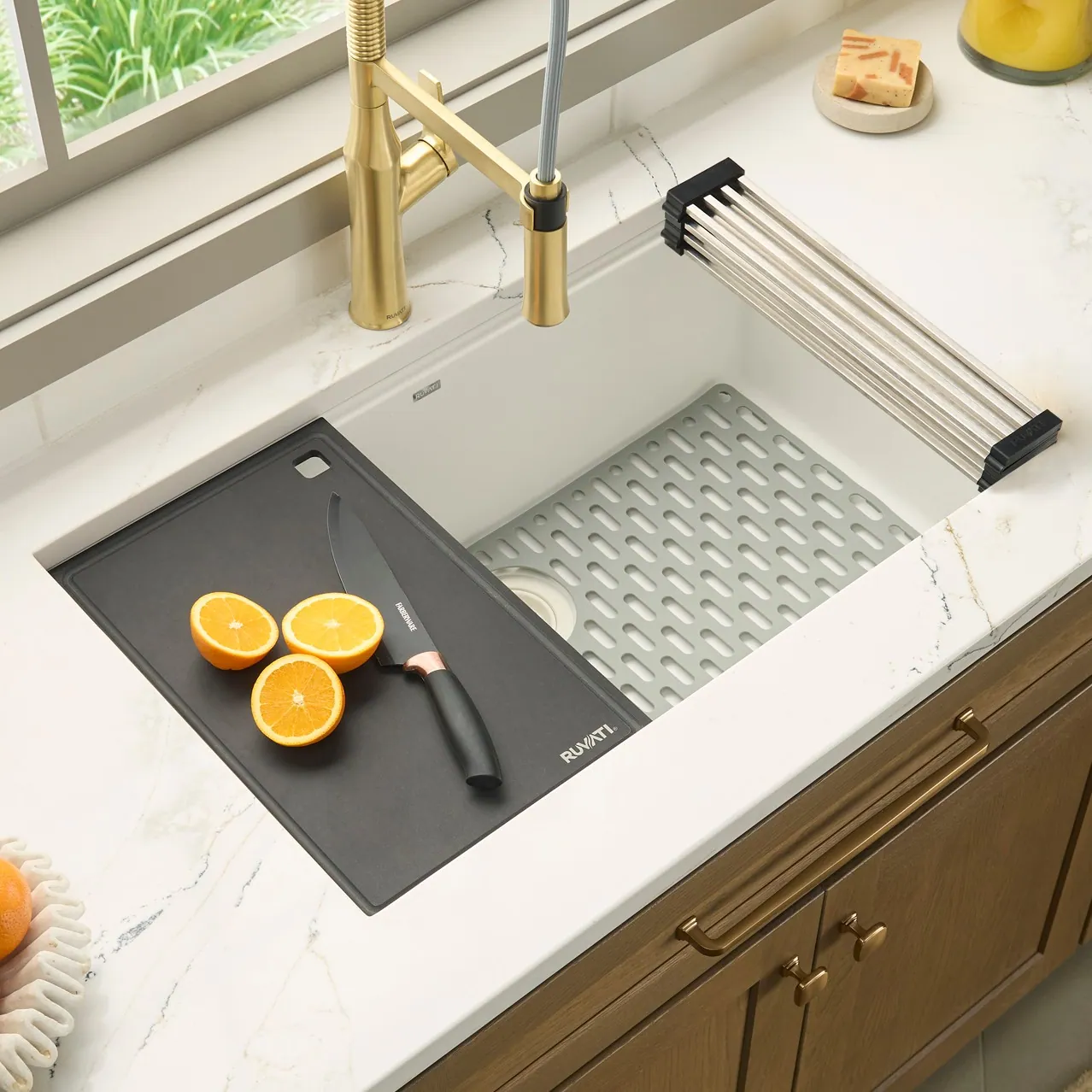 Ruvati 32-inch Granite Composite Quartz Workstation Undermount Kitchen Sink Single Bowl Arctic White Matte
