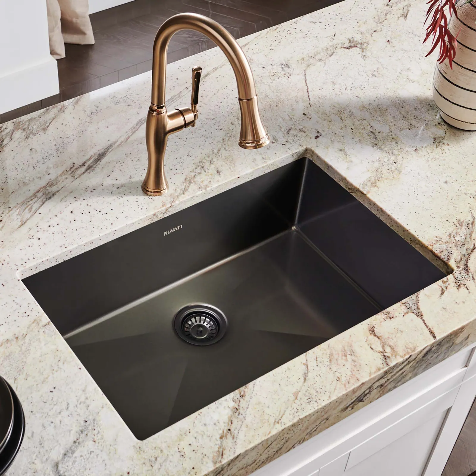 Ruvati 30-inch Undermount Gunmetal Black Stainless Steel Kitchen Sink 16 Gauge Single Bowl