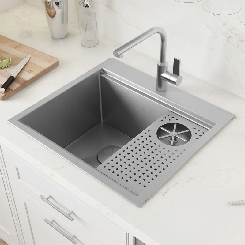 Workstation Sink with Glass Rinser