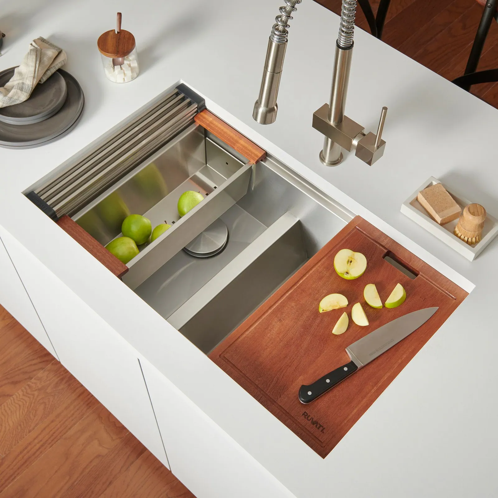 Ruvati 30-inch Workstation Ledge 50/50 Double Bowl Undermount 16 Gauge Stainless Steel Kitchen Sink
