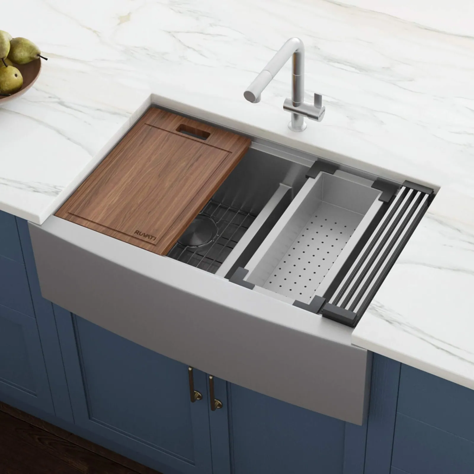 Ruvati 33″ Apron-front Workstation Low-Divide Double Bowl 60/40 Farmhouse Kitchen Sink 16 Gauge Stainless Steel