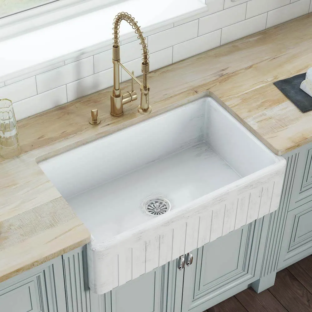 Ruvati 33 x 20 inch Fireclay Reversible Farmhouse Apron-Front Kitchen Sink Specialty Finish – Distressed White