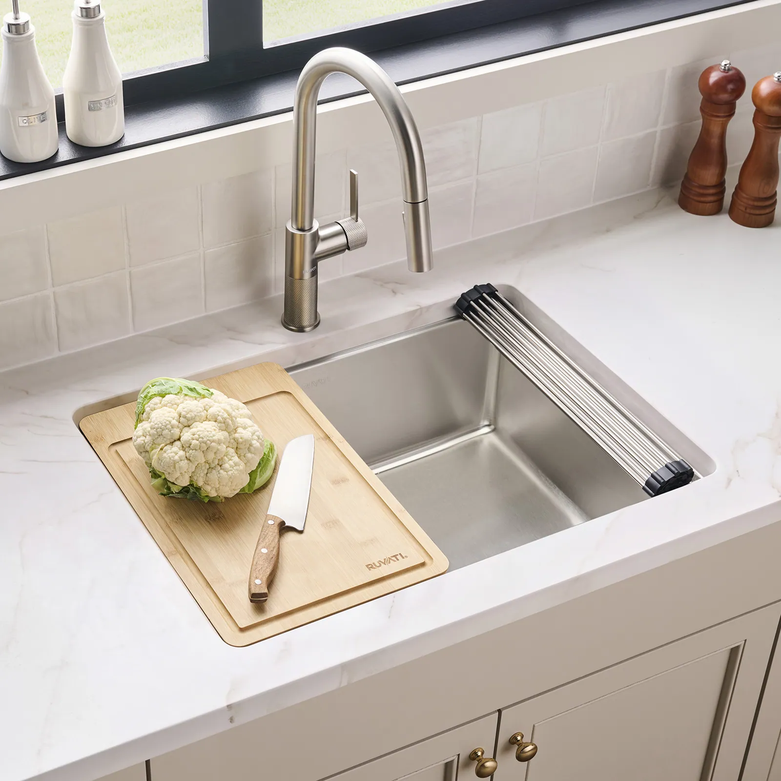 Ruvati 27-inch Undermount Workstation 16 Gauge Stainless Steel Kitchen Sink Single Bowl