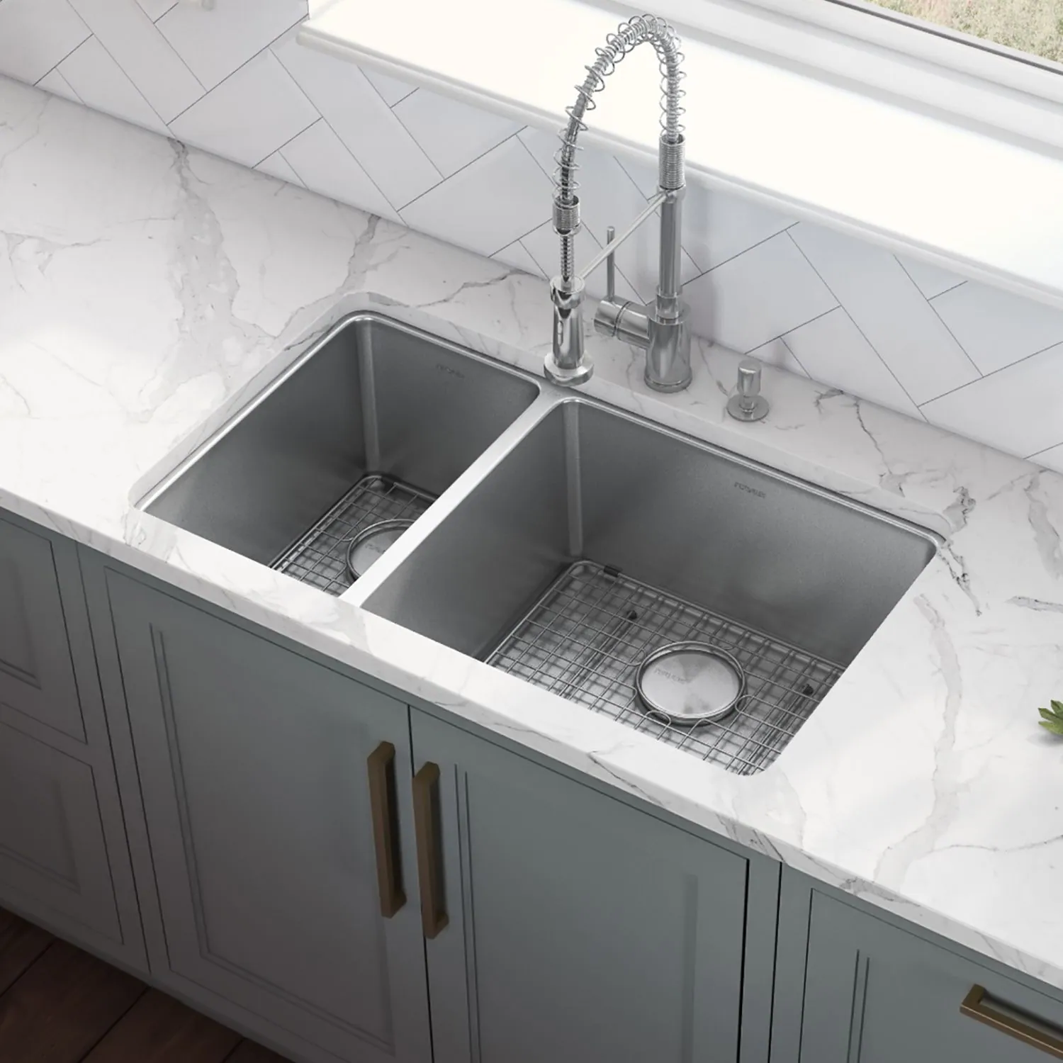 Ruvati 32-inch Undermount Kitchen Sink 30/70 Double Bowl 16 Gauge Stainless Steel