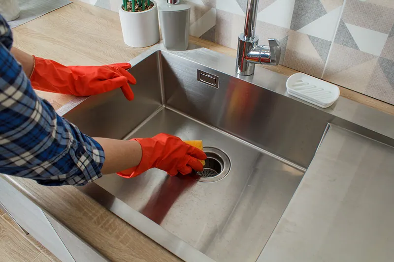 gentle-cleaning-stainless-steel-cleaning